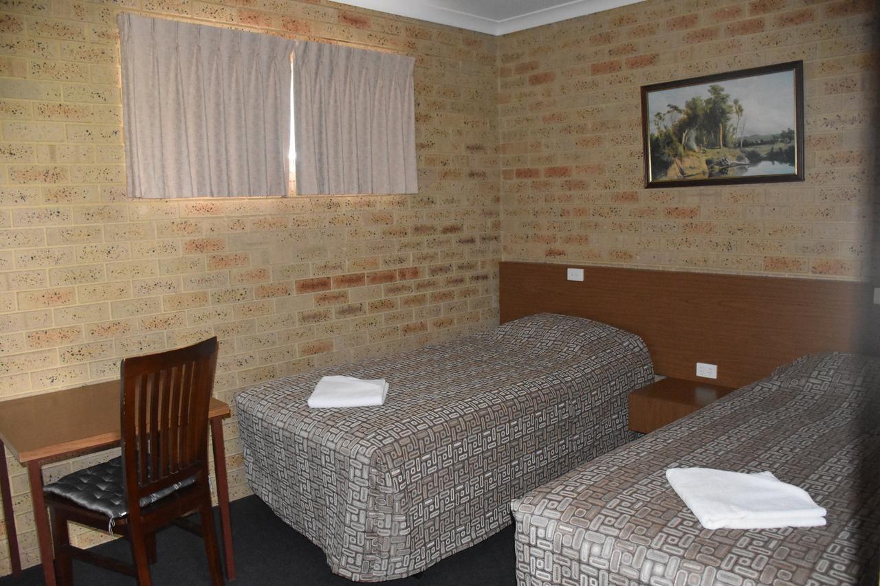 Mount Barker Valley Views Motel & Chalets, Western Australia ภายนอก รูปภาพ