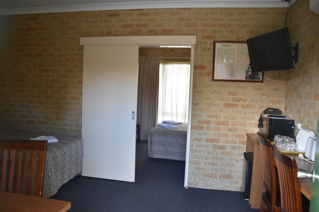 Mount Barker Valley Views Motel & Chalets, Western Australia ภายนอก รูปภาพ