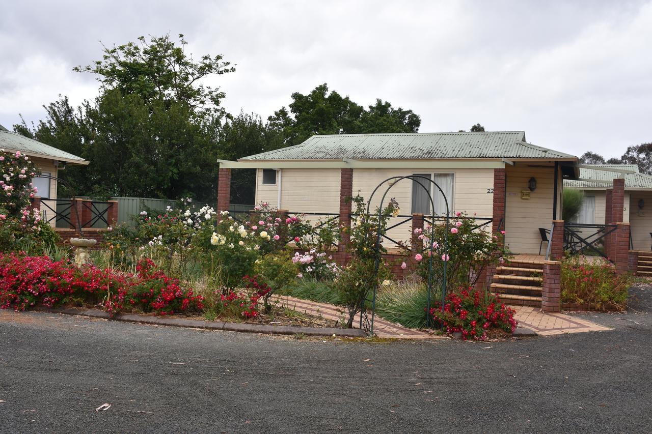 Mount Barker Valley Views Motel & Chalets, Western Australia ภายนอก รูปภาพ