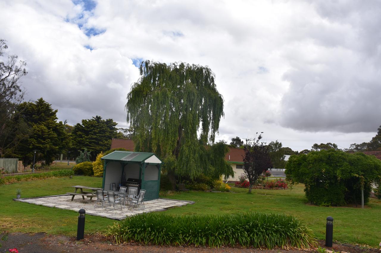 Mount Barker Valley Views Motel & Chalets, Western Australia ภายนอก รูปภาพ