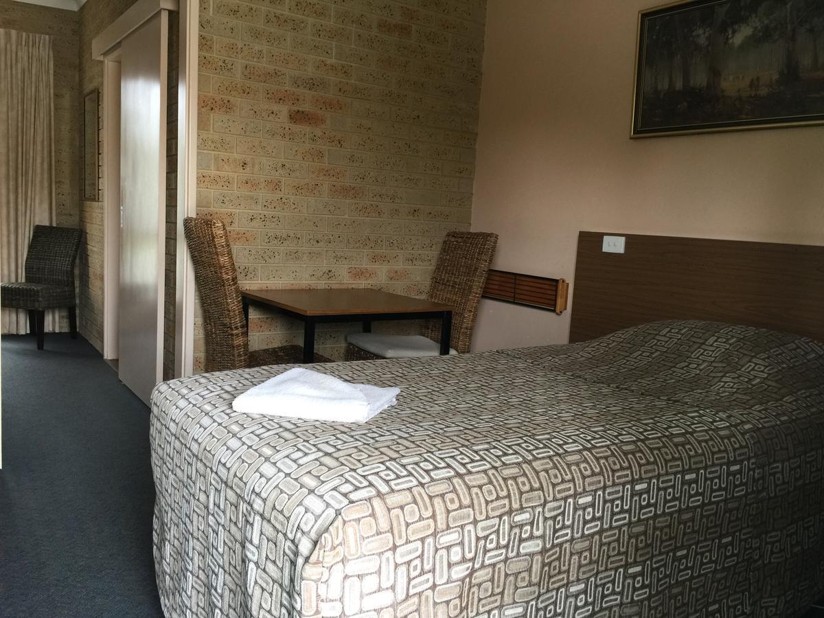 Mount Barker Valley Views Motel & Chalets, Western Australia ภายนอก รูปภาพ